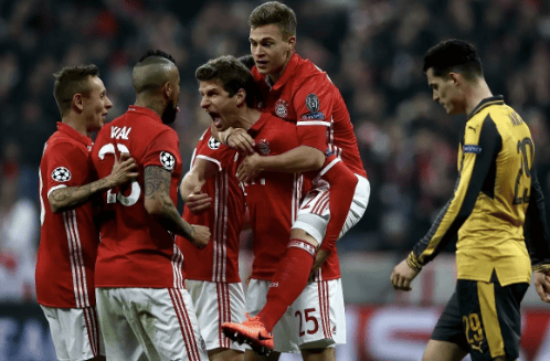 米体：莫伊塞-基恩正在与前意大利环球小姐约会