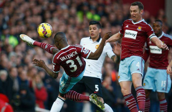 官方：洛杉矶FC与38岁门将洛里续约至2026年，含1年续约选项