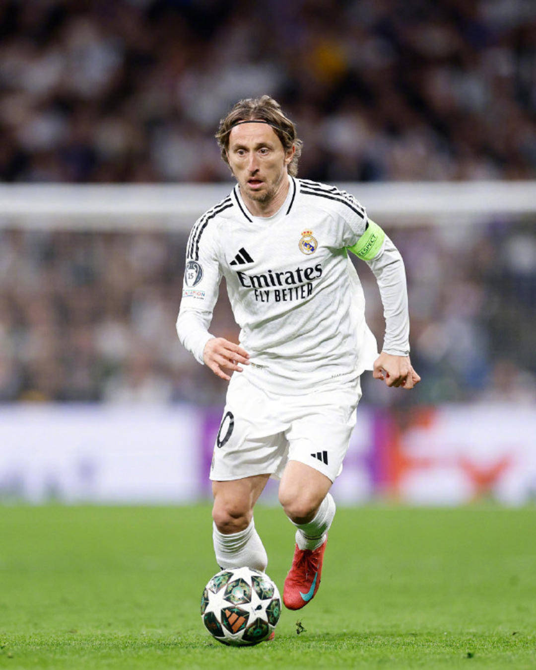 西蒙：库尔图瓦是世界最佳门将，他扑不出的球谁也扑不出来